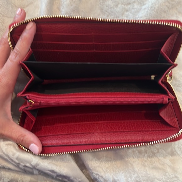 Authentic Gucci wallet - Picture 5 of 10